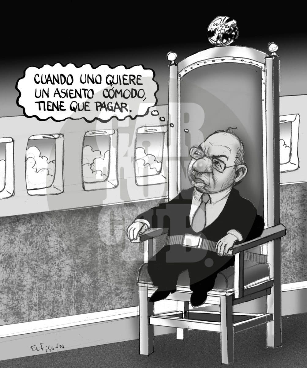 Un hombre trajeado se sienta en un asiento lujoso similar a un trono o clase premier de avión, comentando que para tener comodidad hay que pagar, insinuando privilegios obtenidos por dinero.