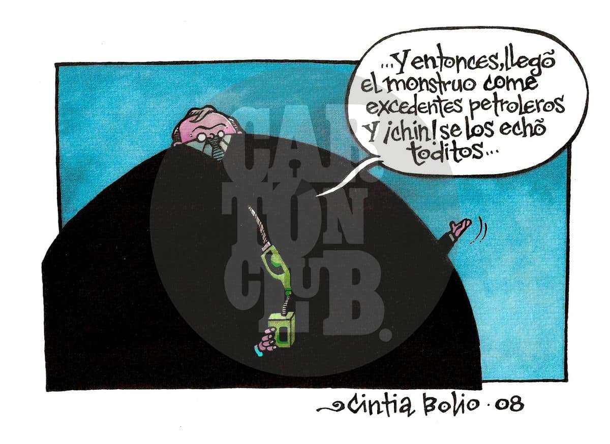 Una figura oscura y voluminosa sostiene una manguera de gasolinera mientras relata cómo un monstruo se comió todos los excedentes petroleros, criticando el manejo de las ganancias del petróleo.
