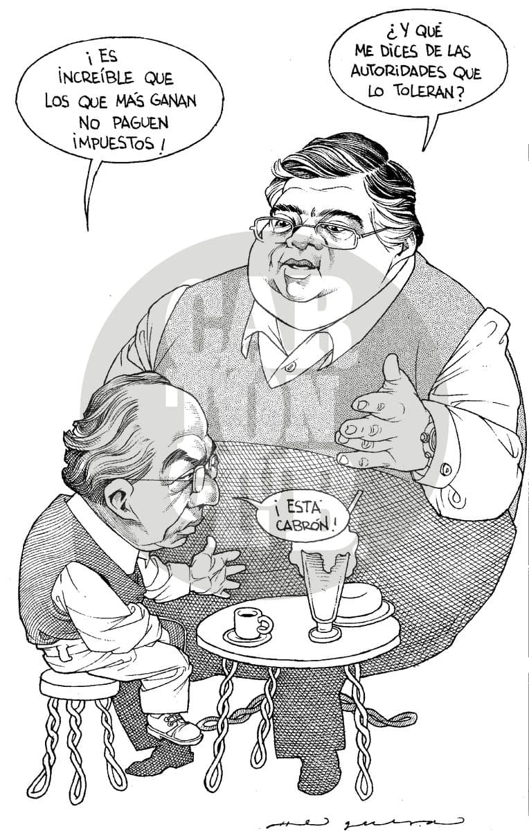 Dos hombres conversan en un café sobre lo increíble que resulta que quienes más ganan no paguen impuestos y que las autoridades lo toleren.