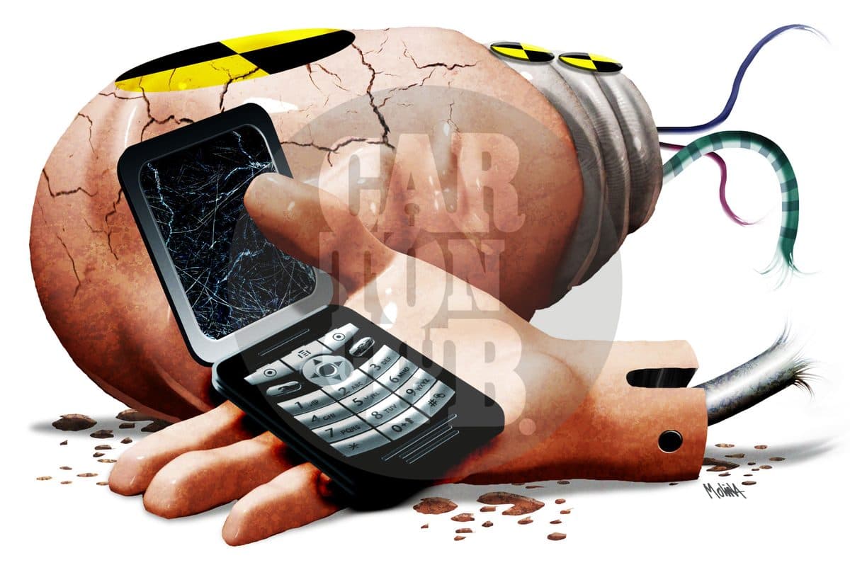 Los peligros de textear cuando manejas, cartón de PxMolina