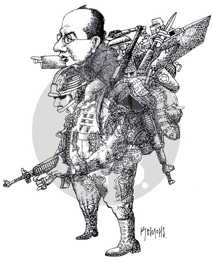 Un hombre de traje camina apoyado sobre la espalda de un soldado cargado con múltiples armas y equipo militar, sugiriendo el peso del poderío bélico detrás del poder político.