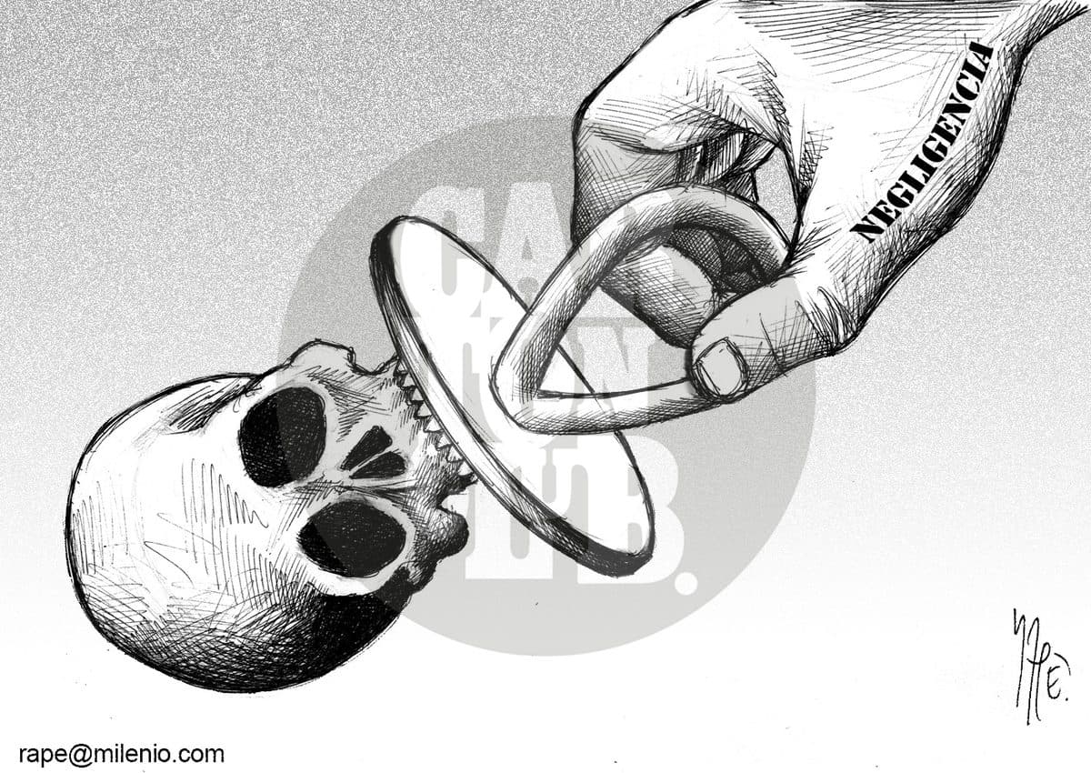 Una mano marcada con la palabra 'negligencia' sostiene un chupón que en realidad tapa un cráneo, aludiendo a la muerte de niños por negligencia.